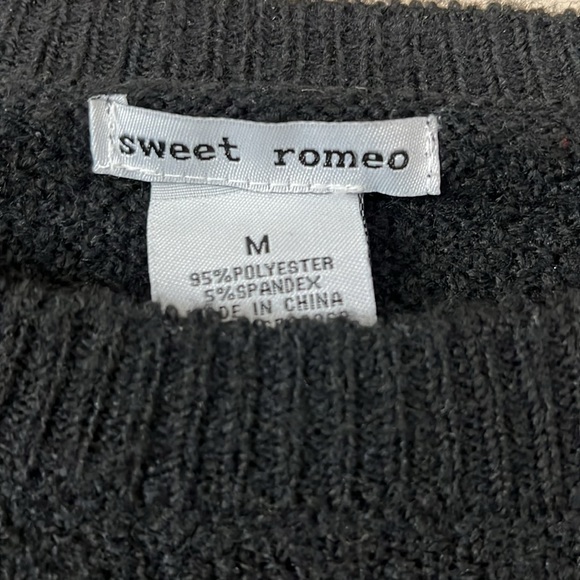 Sweet Romeo lightweight sweater. Black. Med. Sweet detail. EUC - Picture 2 of 5